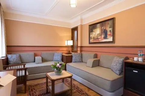 Lalahan in İstanbul — foto 3