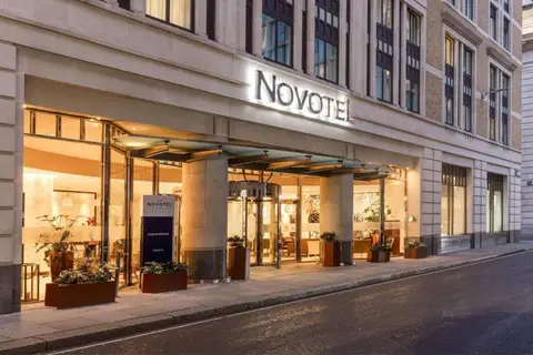 Novotel London Tower Bridge in Londen — foto 3