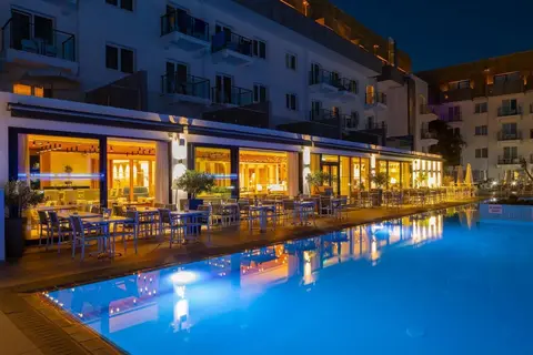 Anemi Hotel & Suites Paphos in Paphos — foto 18