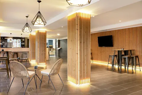 Exe Portals Nous foto 10