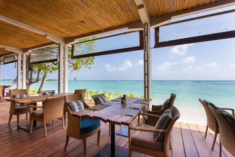 Hotel Chaweng Regent Beach Resort in บ้านบางรักษ์ — foto 3