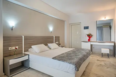 Apollo Hotel I in Dramia, foto 4
