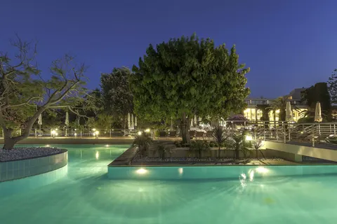 Caravia Beach in Marmari — foto 4