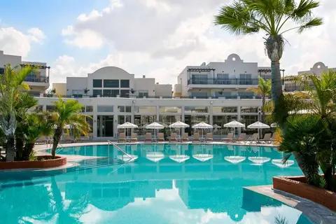 Louis Paphos Breeze in Paphos — foto 16