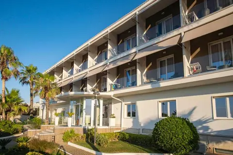 Ticho’s Greenblu Hotel in Castellaneta — foto 22