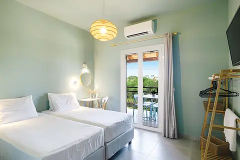 Studios And Apartments Niki in Αχαράβη — foto 3