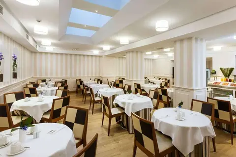Sercotel Gran Hotel Conde Duque in Madrid — foto 11