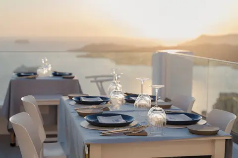 Apeiron Blue Santorini in Φηρά Θήρας — foto 15