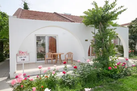 Rose Gardens Hotel in Lapta — foto 2