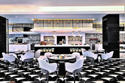 Wyndham Grand Doha West Bay Beach in Doha — foto 9