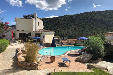 Appartementen Bouganvillage in Tanaunella, foto 8