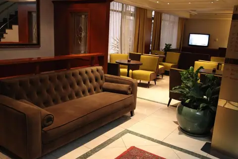 Arber Hotel in Tirana — foto 20