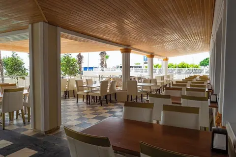 Sun Fire Beach Hotel in Alanya — foto 8