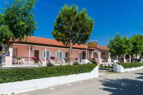 Roussas Studios & Appartementen in Laganas Municipal Unit, foto 5