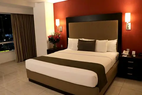Hotel & Suites PF in Hotel pf suites, foto 3