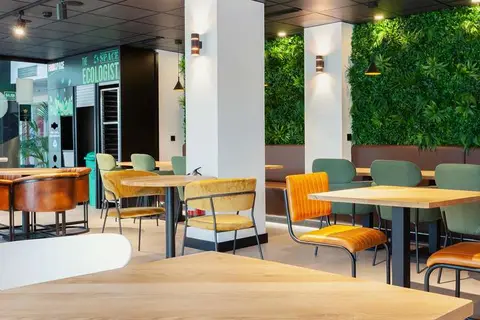 Vertice Roomspace Madrid in Madrid — foto 6