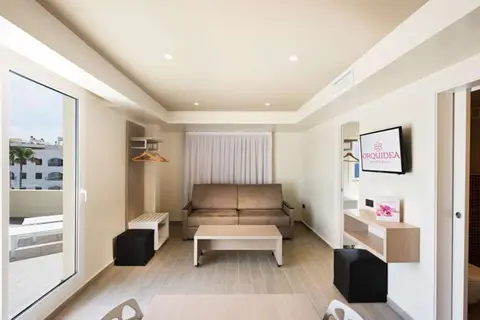 Aparthotel Orquidea in Santa Eulària des Riu — foto 30