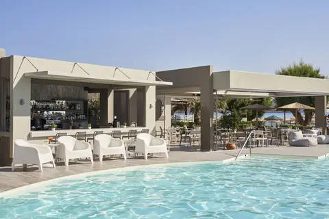 Atlantica Amalthia Beach Resort in Agia Marina — foto 4