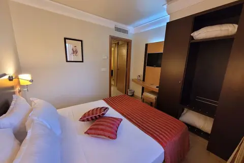 Hotel Tiba in Tunis — foto 7