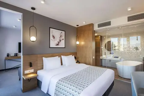 Clocks Hotel Tbilisi in Tbilisi — foto 2