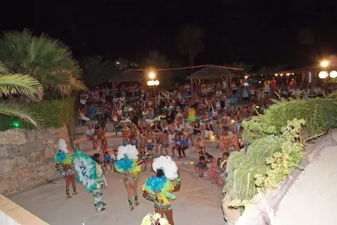 Camping Leï Suves in Roquebrune-sur-Argens, foto 12