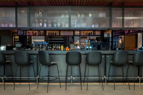 Hotel Moxy London Stratford in Londen — foto 2