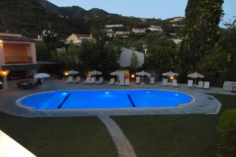 Annaliza Aparthotel in Ypsos — foto 30