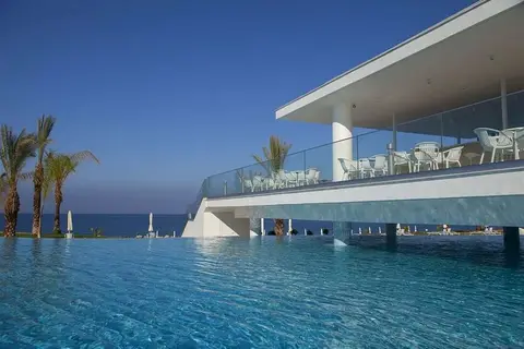 The King Evelthon Beach Hotel & Resort in Hlorakas — foto 27