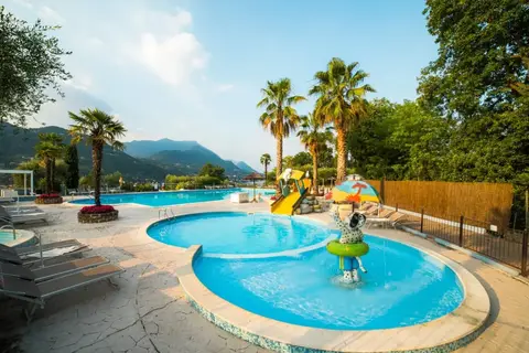 Weekend Glamping Resort in San Felice — foto 3