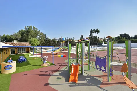 Fly & Go Sol Marbella Estepona Atalaya Park in Estepona — foto 24