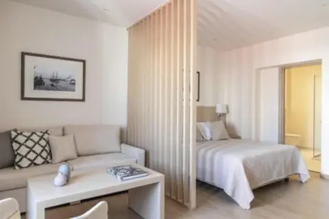 Gallery Suites & Residences Piraeus in Piraeus — foto 18