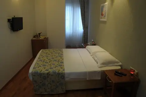 Asur Hotel in Fatih — foto 2