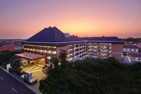 Fairfield by Marriott Bali Kuta Sunset Road in Kuta — foto 12