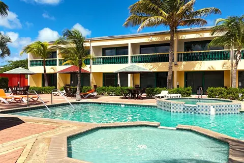 Del Rey Apartments foto 1