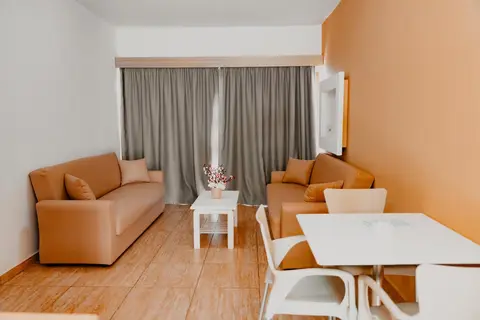 Penelope Beach Hotel in Παραλίμνι — foto 13