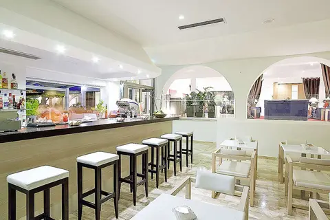 Kakkos Bay Hotel in Ferma — foto 12