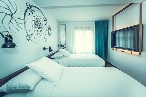Bernina Hotel Geneve in Genève — foto 21