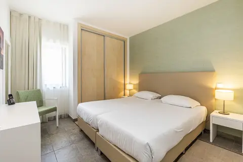 Algarve Race Resort Hotel in Mexilhoeira Grande — foto 5