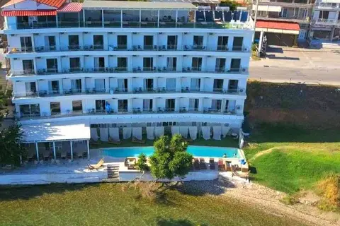 Porto Evia Boutique Hotel in Δημοτική Ενότητα Αμαρυνθίων — foto 12