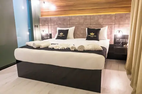 Crown Salamis Hotel in Yeniboğaziçi — foto 26