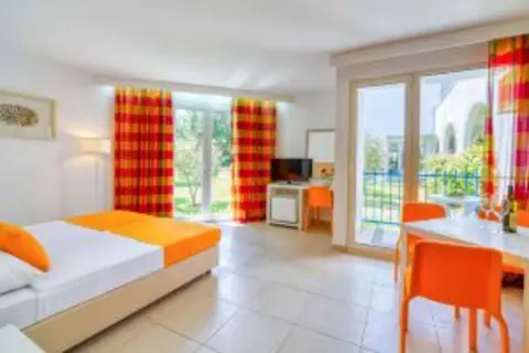 Slovenska Plaža Resort in Budva — foto 26