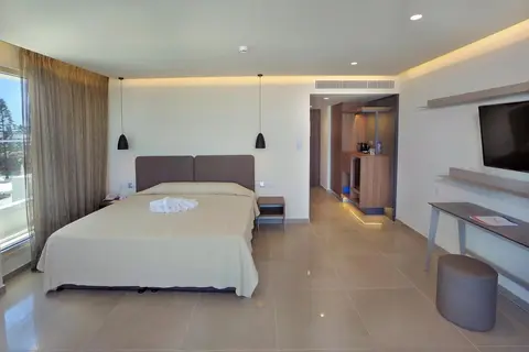 Nelia Beach Hotel in Ayia Napa — foto 25