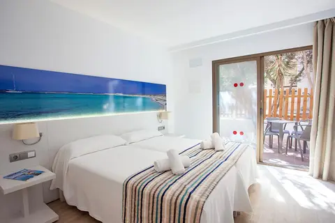 Hotel Rosales in es Pujols — foto 2