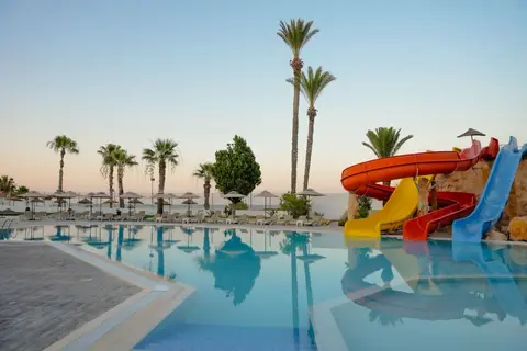 Aylimas Beach & Resort in المنستير — foto 3