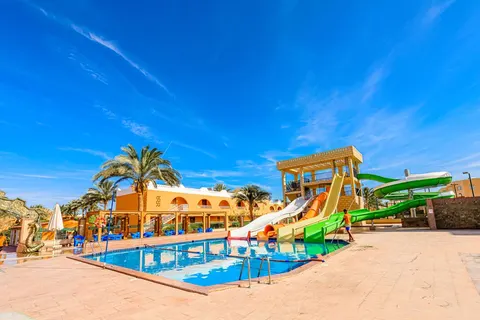 Golden Beach Resort in Al Ahia' — foto 28