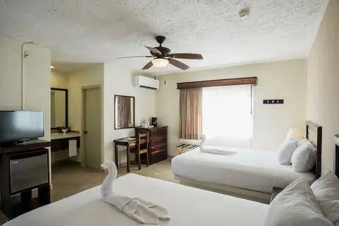 Petit Lafitte in Playa del Carmen, foto 25