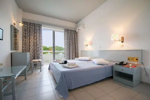Happy Days Hotel in Paradeisi, foto 16
