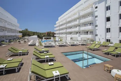 HM Martinique in Magaluf — foto 6