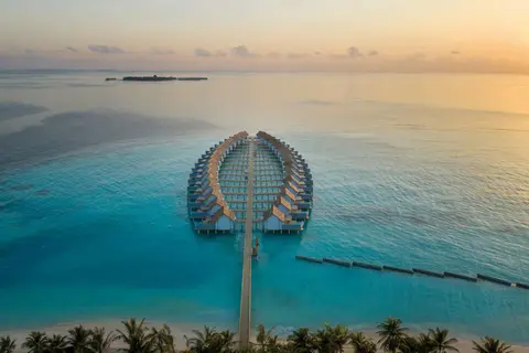 Outrigger Maldives Maafushivaru Resort in Maafushivaru — foto 20