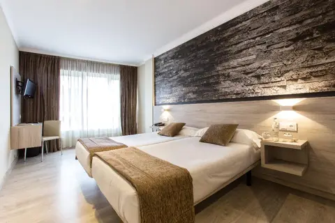 Hotel Alda San Carlos in Santiago De Compostela — foto 18